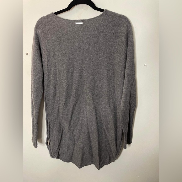 Michael Kors Gray Tunic Sweater, Zip size small - Picture 6 of 7